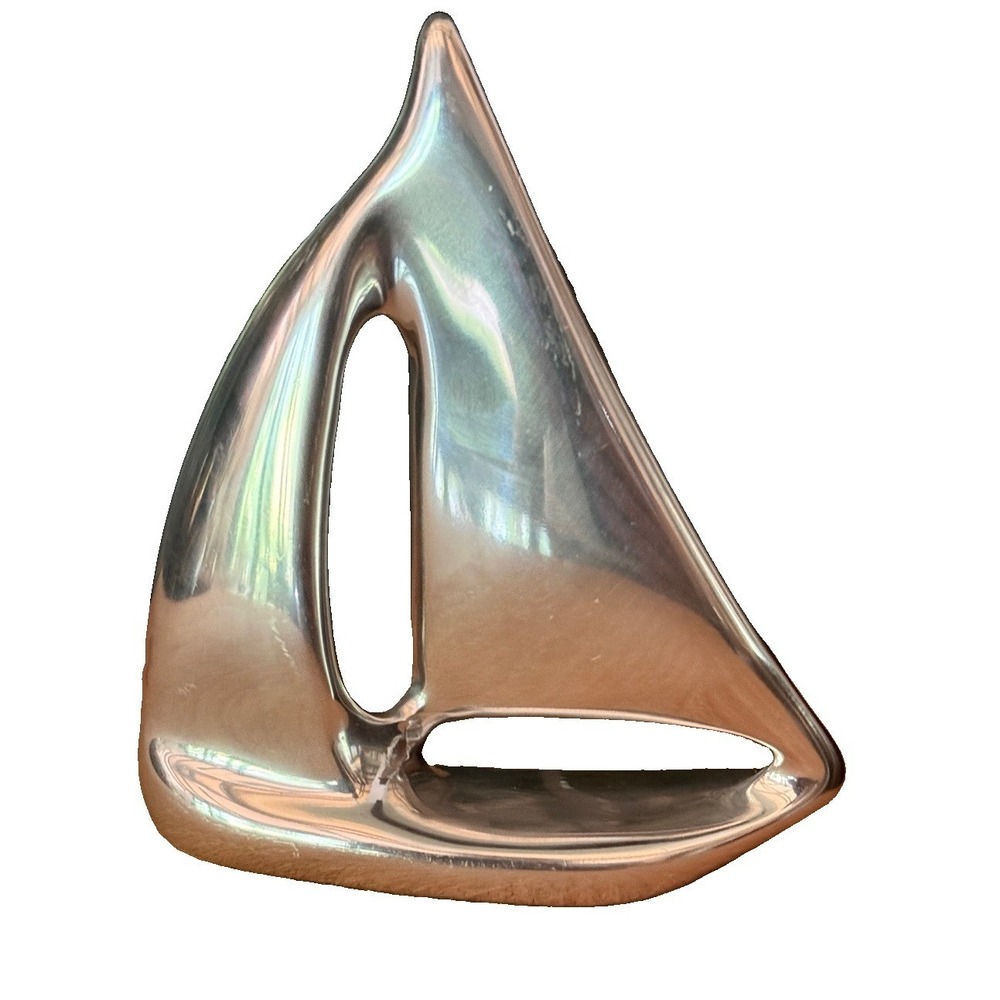 Vintage Hoselton Canada Modernist Aluminum Silver Sailboat Sculpture (#1196)